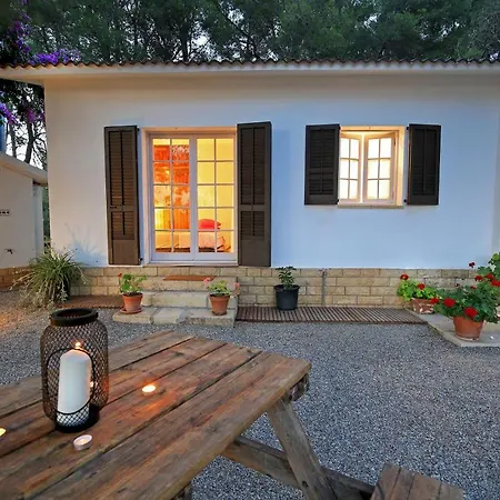 Ferienhaus Els Pins Sant Marcal