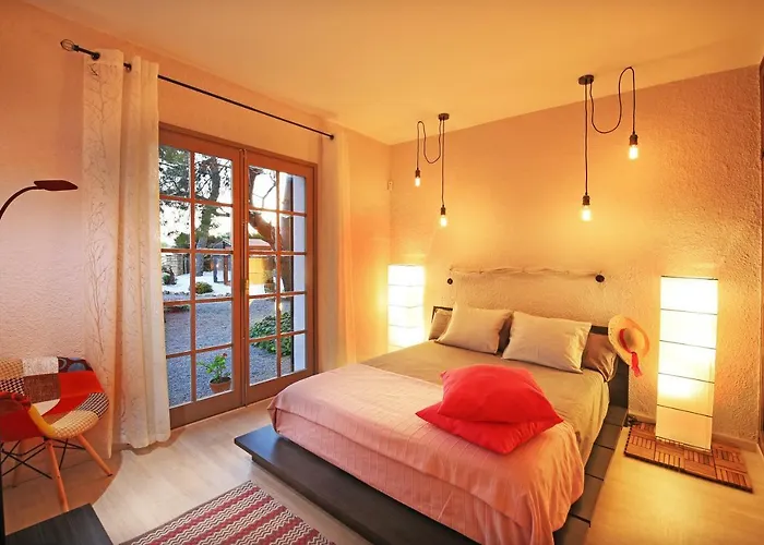 Ferienhaus Els Pins Sant Marcal